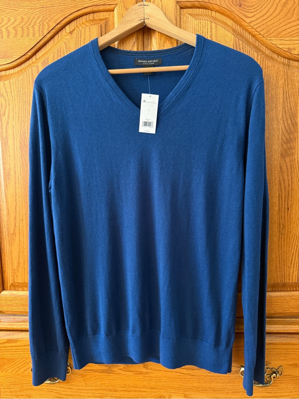 NWT Banana Republic Luxury Blend V-Neck Sweater Silk Cashmere Size Large